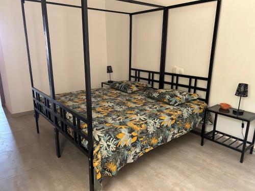 Chambre meublée indépendante Les Hirondelles (Chambre meublee independante Les Hirondelles) in Ngaparou