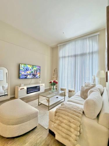 Marina Del Rey Apartment Luxury pool, gym, parking, BBQ in Los Angeles, USA