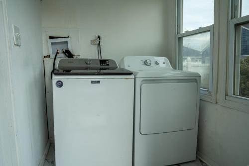 Comfortable Two Bedroom Apartment in Long Branch in Long Branch (NJ)
