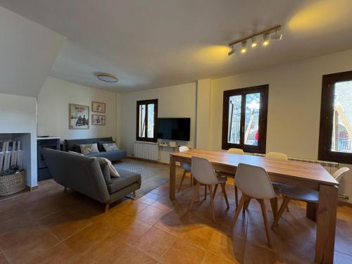 Létesítmények, Casa Miradell in Bubal