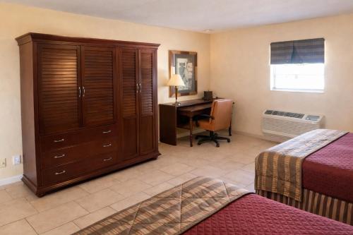 Alvin Extended Stay - image 16