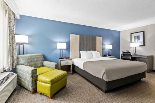 Quality Inn & Suites Civic Center - image 25