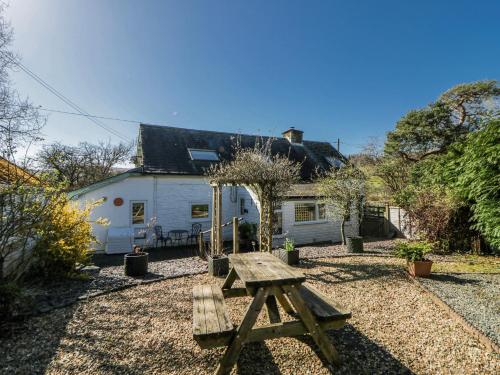 Penlone Cottage - image 12