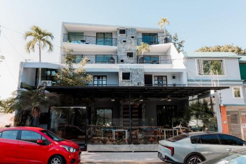 Mojarra Condo Boutique