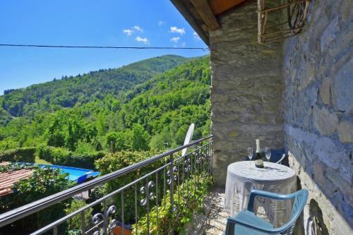 Erkély/terasz, Casa Le Meriche - Happy Rentals in Castiglione di Garfagnana