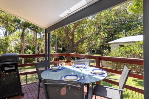 Akuna and Karingal Cottages Fingal Bay in Fingal Bay