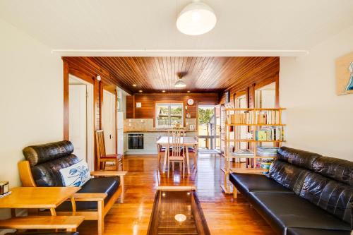 ทัศนียภาพภายนอกโรงแรม, Pacific Vista - Hawkes Bay Holiday Home in ไวมารามา