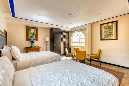 room detail thumbnail 2