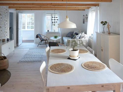 편의 시설/서비스, 6 person holiday home in Hallabro in 할라브로