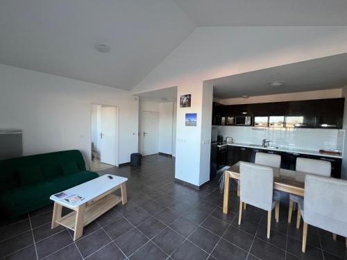 Appartement cosy centre-ville, animaux admis - 6 pers. - FR-1-319-629