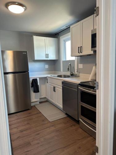 Gated 3BR Apartment in Westminster Private Parking in 威斯敏斯特