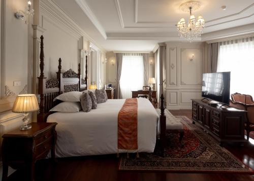 room detail thumbnail 0