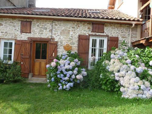 La peyrolise gîte à louer Razecueillé