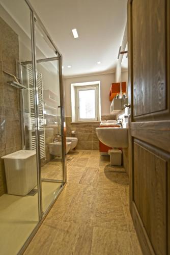 Shower, La Casa Di Kiki in Cuneo