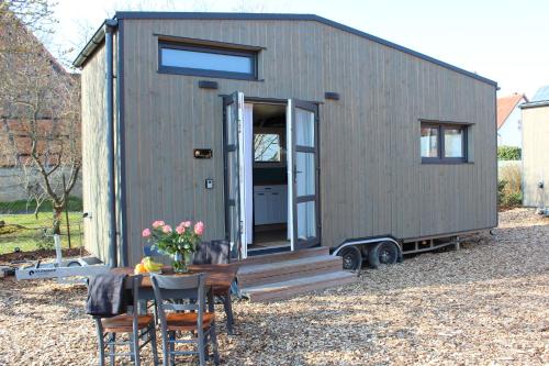 KE-Tiny Siedlung Haus Charlie in 厄倫巴赫