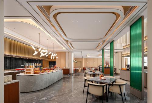 Restaurant, Hilton Garden Inn Ningguo Chengxi Lake in Ningguo