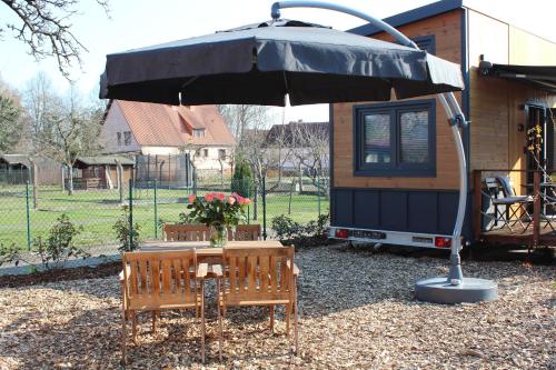 KE-Tiny-Siedlung Haus Buddy in 厄倫巴赫