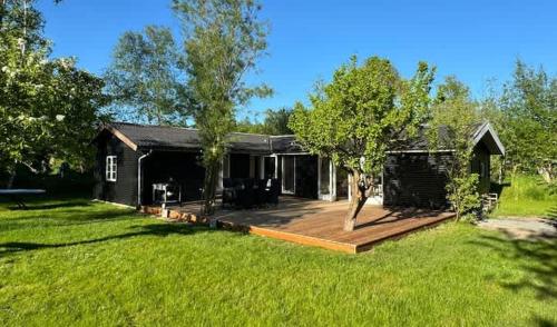 . Spacious Family Escape with Modern Comforts