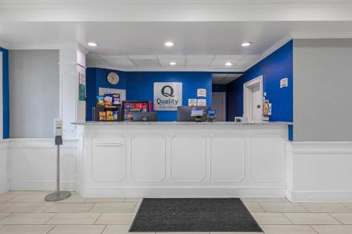 Fuajee, Quality Inn & Suites Edgefield in Edgefield