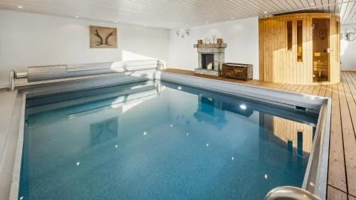 Suite4you Erlen l Privater Indoorpool ganzjährig beheizt & Sauna l 10min zum Bodensee, Parkplatz & WLAN in Erlen, Schweiz