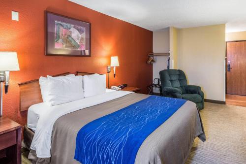 Quality Inn Scottsbluff - image 32