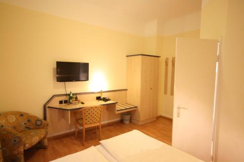 Altstadt Hotel - image 5