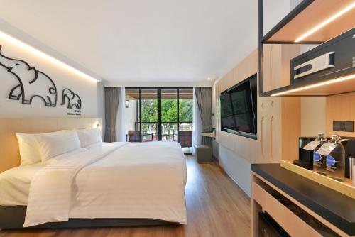 room detail thumbnail 0