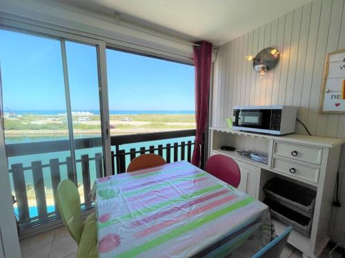 Appartement Studio cabine 4 couchages ST CYPRIEN PLAGE SC270-039