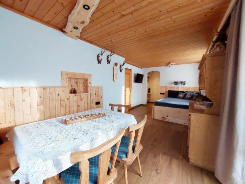Létesítmények, Chalet in Hochfügen near Ski Slopes (Chalet in Hochfugen near Ski Slopes) in Hochfugen
