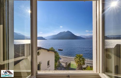 Mary house lake view in Varenna