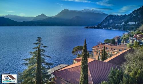 Mary house lake view in Varenna