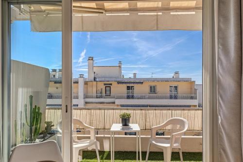 Antibes centre Dernier Etage 2 pièces