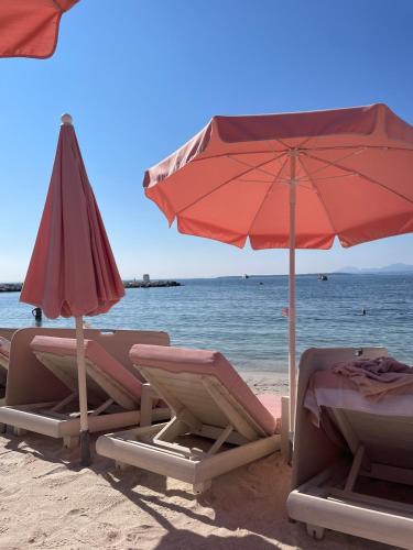 Antibes centre Dernier Etage 2 pieces near Le Collier - Pizzeria & Restaurant