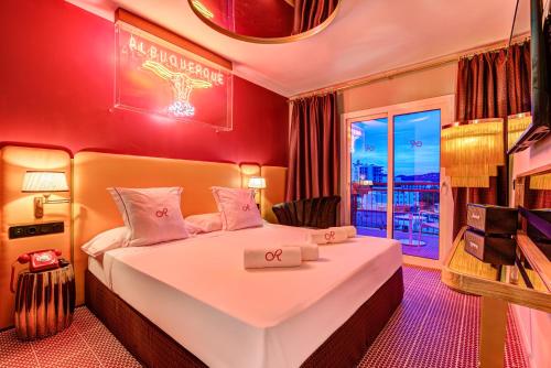 1 queen bed