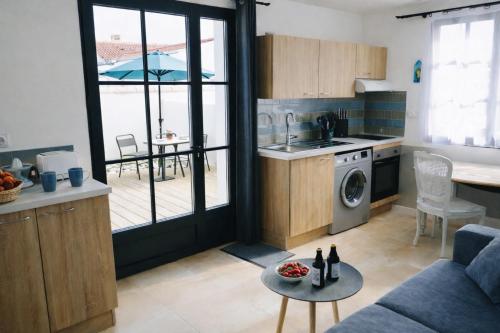 Residence Clos des Aigrettes -Appartements a 30m du Port de La Cotiniere , Ile d Oleron -commerces et plages a pied 5