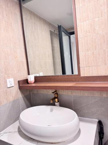Saigon DDJ STAY - SOHO Residence Ben Thanh Market & Central Spot - image 2