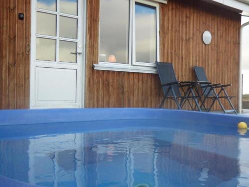 Karstais baseins, Söruhús - Cozy Apartment, Hot Tub, Peaceful Nature Setting (Soruhus - Cozy Apartment, Hot Tub, Peaceful Nature Setting) in Fjall