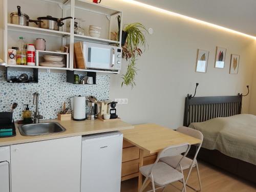 Söruhús - Cozy Apartment, Hot Tub, Peaceful Nature Setting (Soruhus - Cozy Apartment, Hot Tub, Peaceful Nature Setting) in Fjall