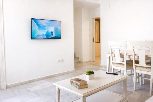 Apartamentos Larga 70 in El Puerto de Santa Maria Center