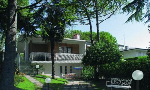 Villa with a large fenced garden