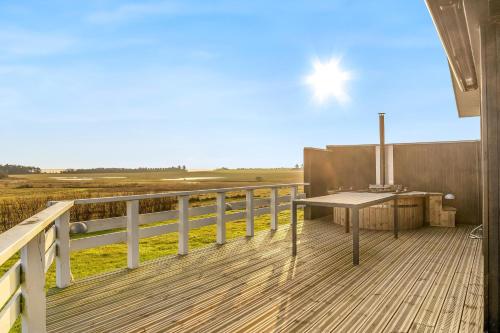 Viesnīcas āriene, Holiday Home With Fjord View, Wilderness Bath And Hot Tub in Skyum