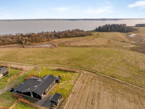 Viesnīcas āriene, Holiday Home With Fjord View, Wilderness Bath And Hot Tub in Skyum