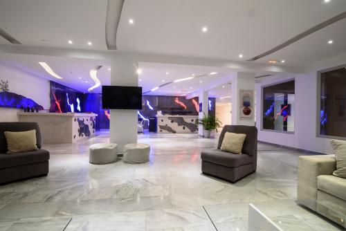 RK Beach Hotel - image 5