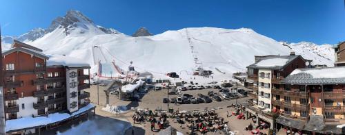 Tignes RPDP vue panoramique au soleil 2