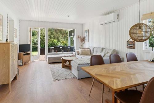 . Exclusive Premium Vacation Retreat