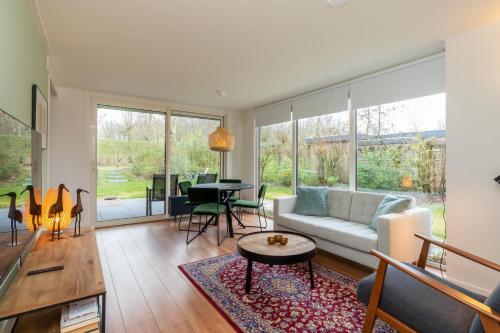  Welcome in - Vakantiehuis aan het Veerse meer met ruime tuin I Inlaag 31, Wolphaartsdijk in Wolphaartsdijk