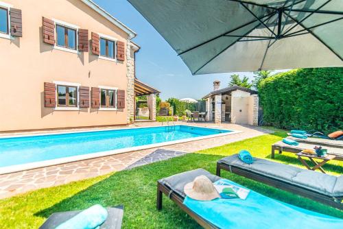 Villa Nicole by Kompas Villas – khách sạn tại Svetvincenat