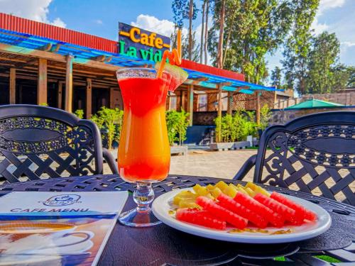 Výhled, Cafe La Vida in Mbarara