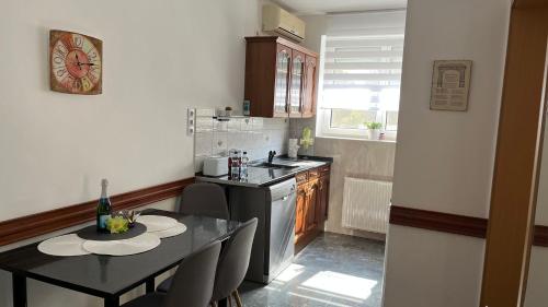 Konig apartman in ヒビツ