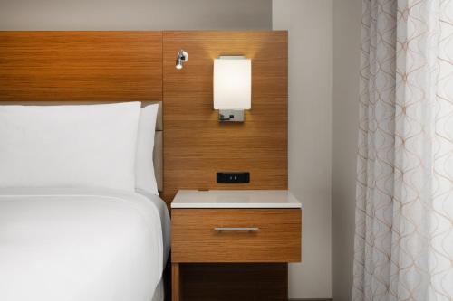 2 queen beds